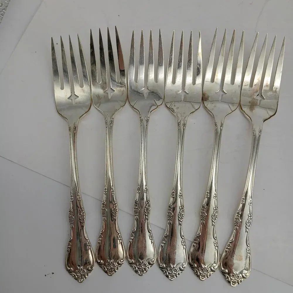 6X SF Vtg 1968 Oneida Community Silverplate Fredericksburg Salad Forks